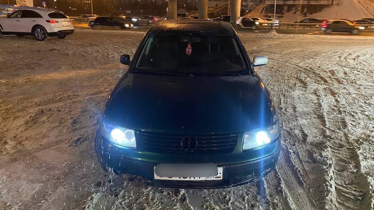 Купить Volkswagen Passat B5 седан, 1998 года, цвет: Зеленый, за 205000 руб.  в Санкт-Петербурге